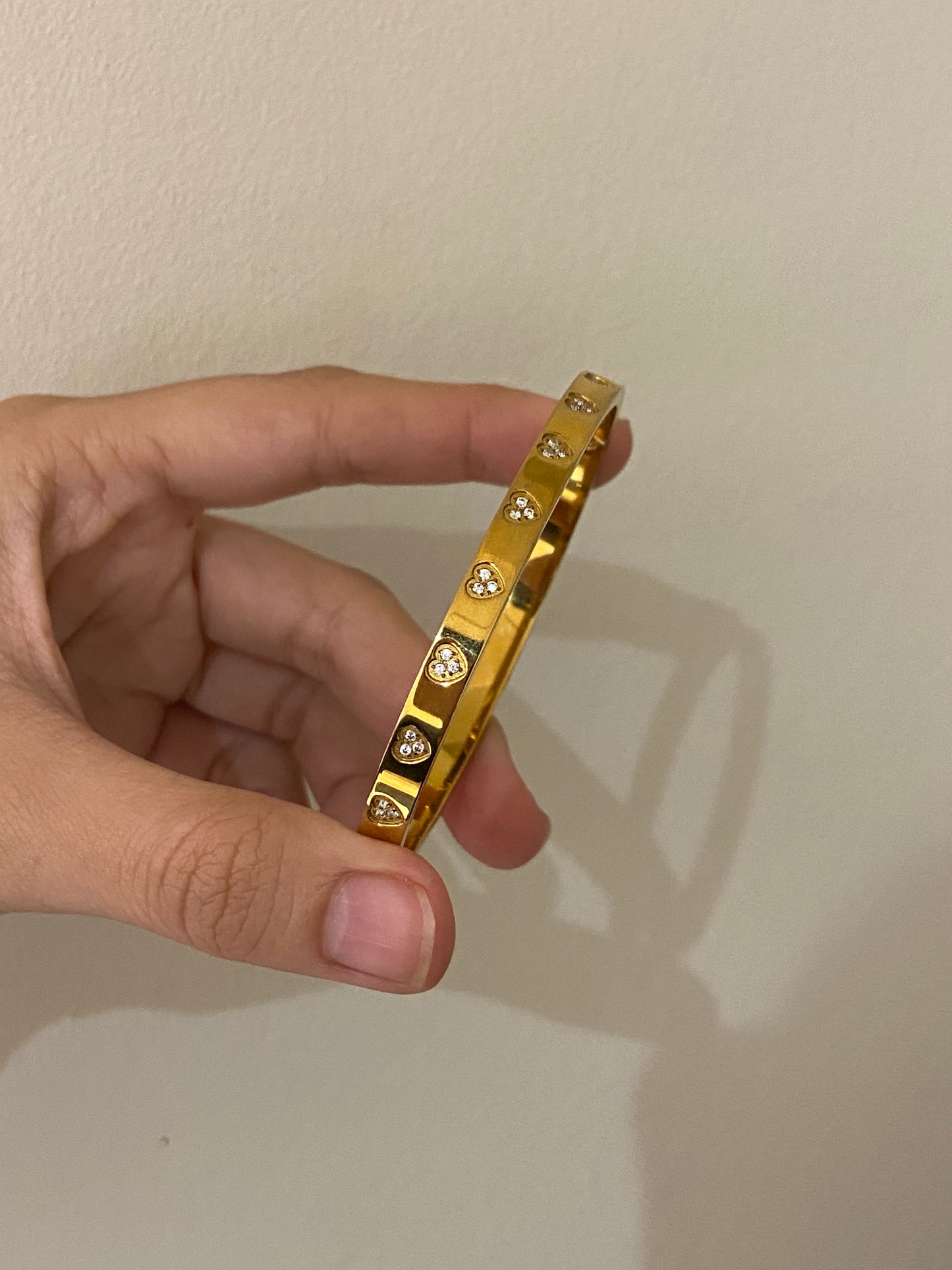 Lovey bangle
