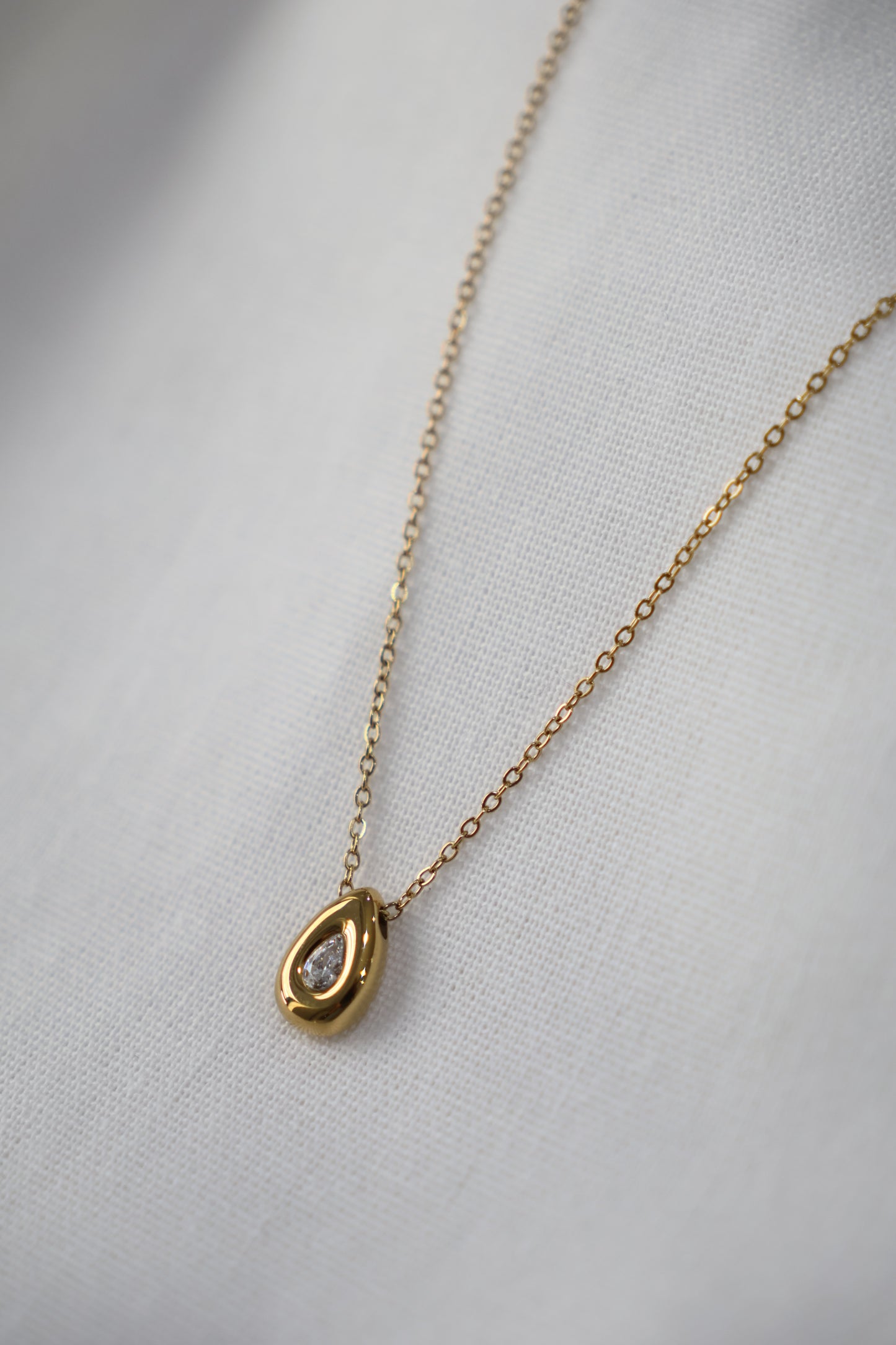 Gem drop necklace