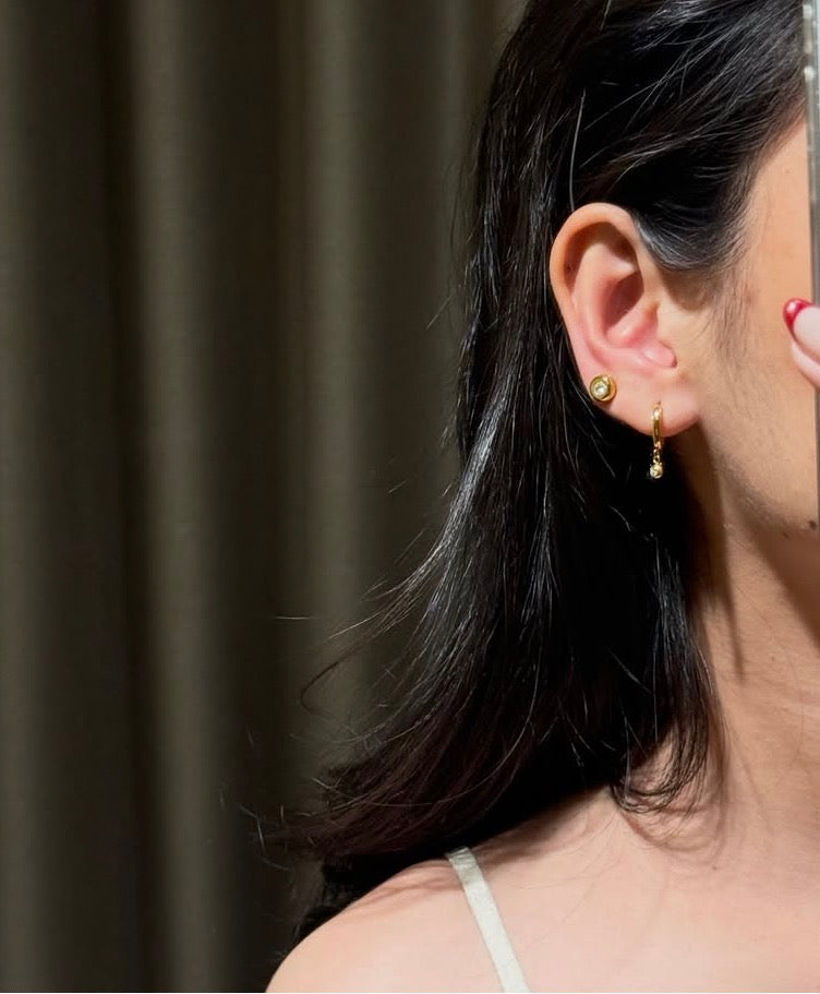 Sphere studs