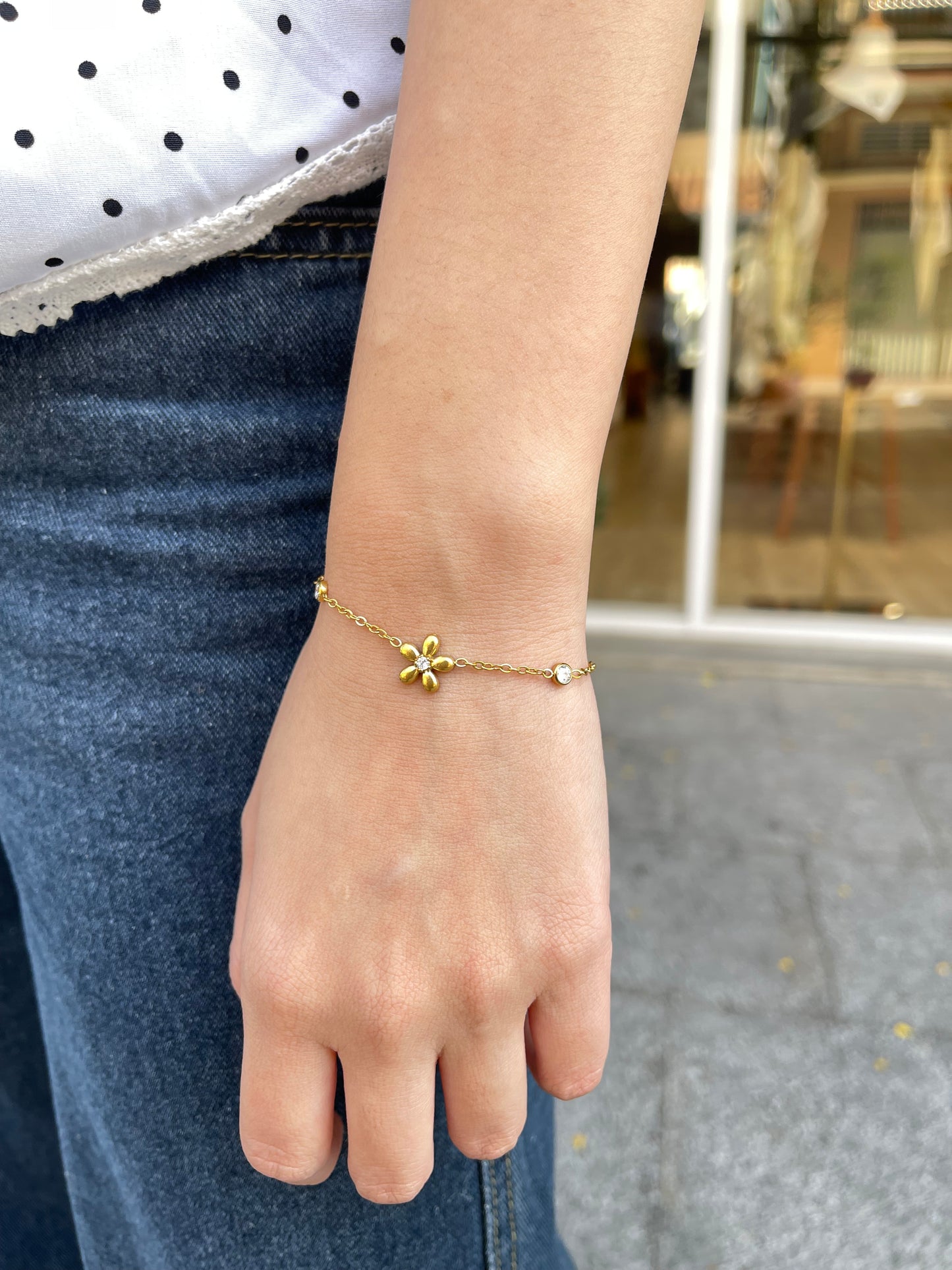 Blooming bracelets
