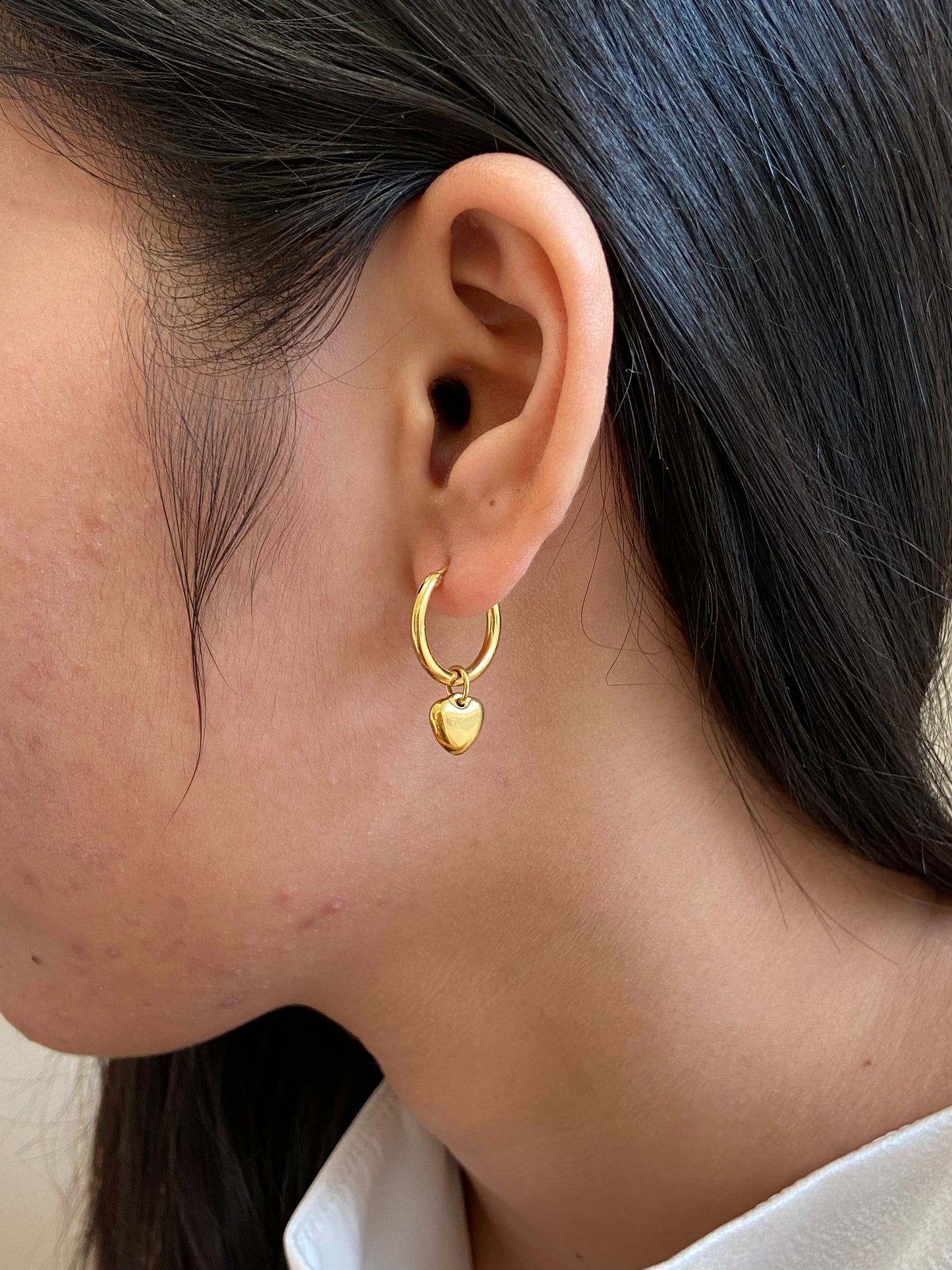 Simple heart earrings