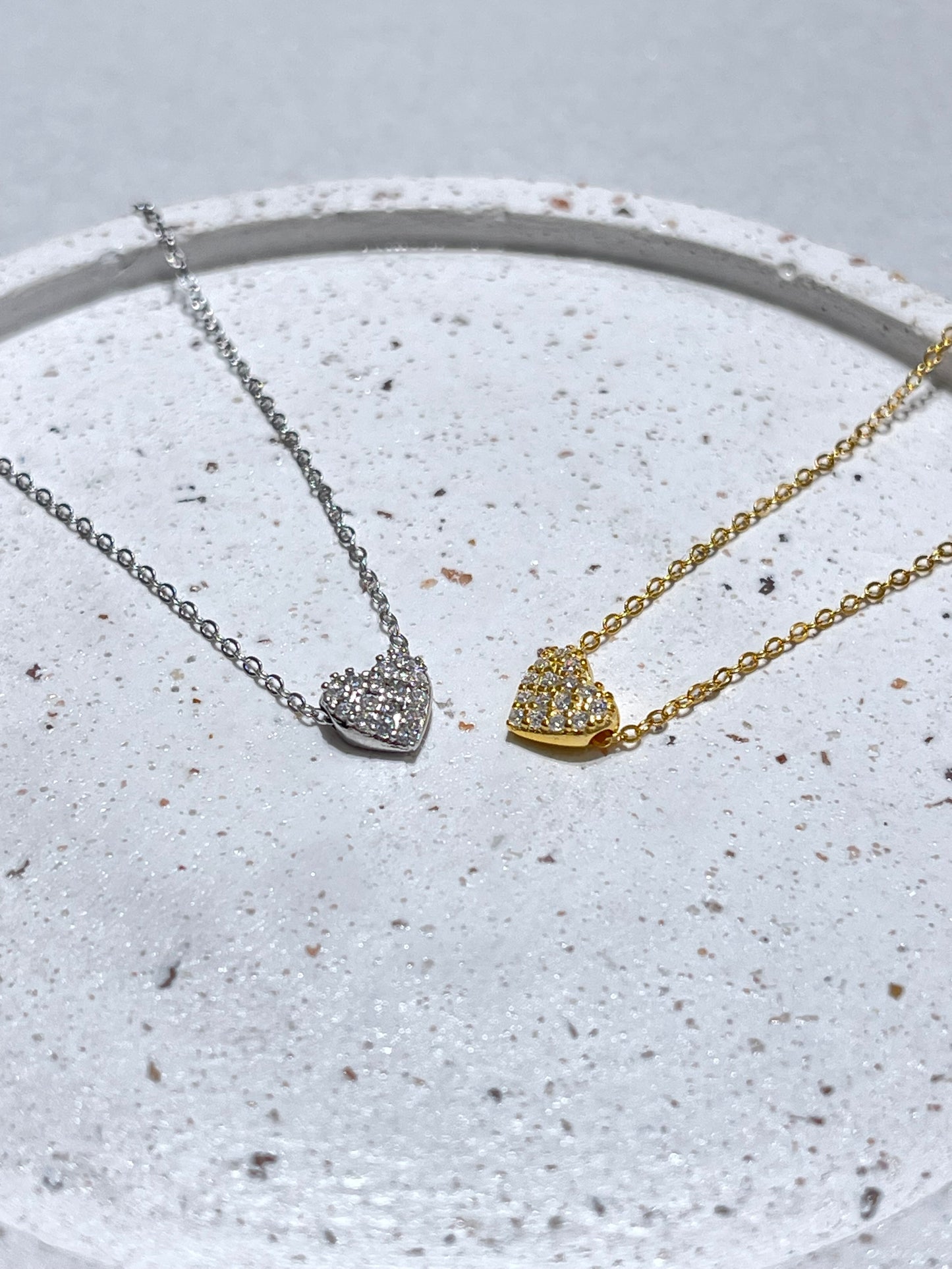 Sv puffy heart necklace