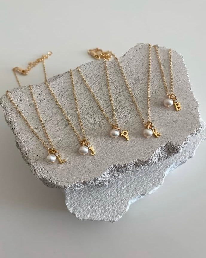 Gem pearl necklace set