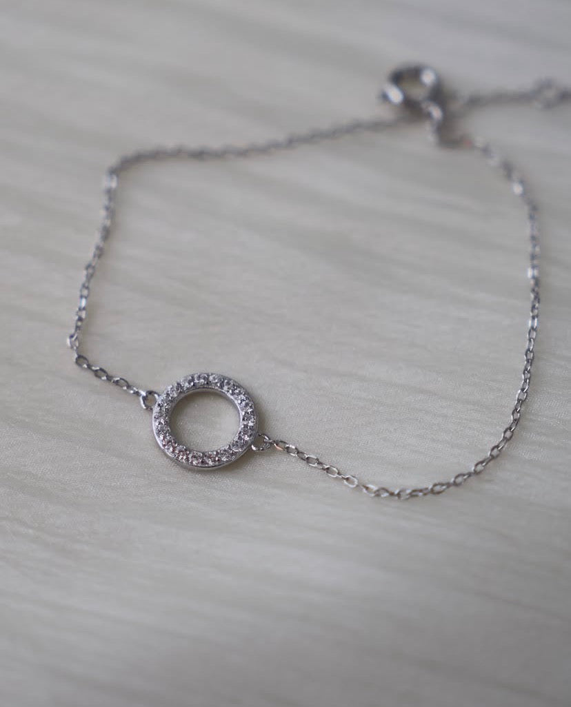 Sv gem moon bracelet