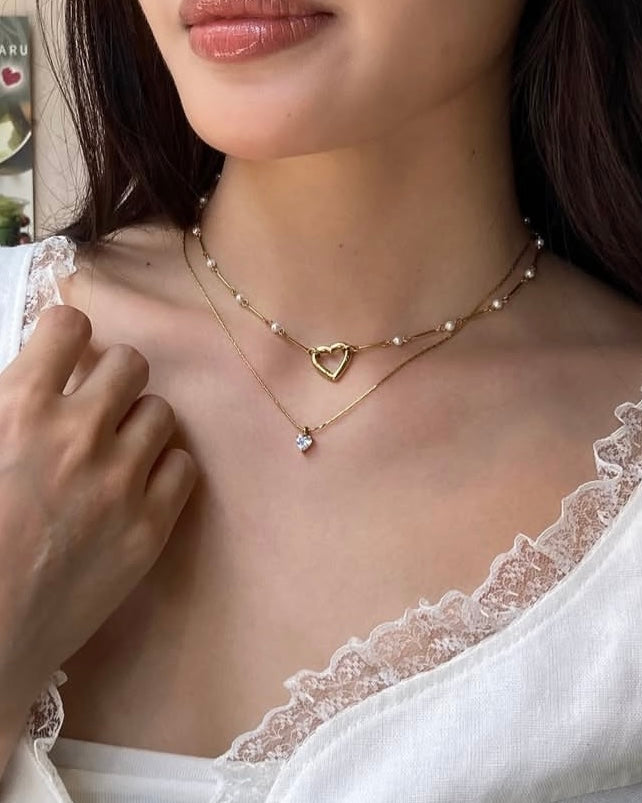 Moon kisses Choker (gold)