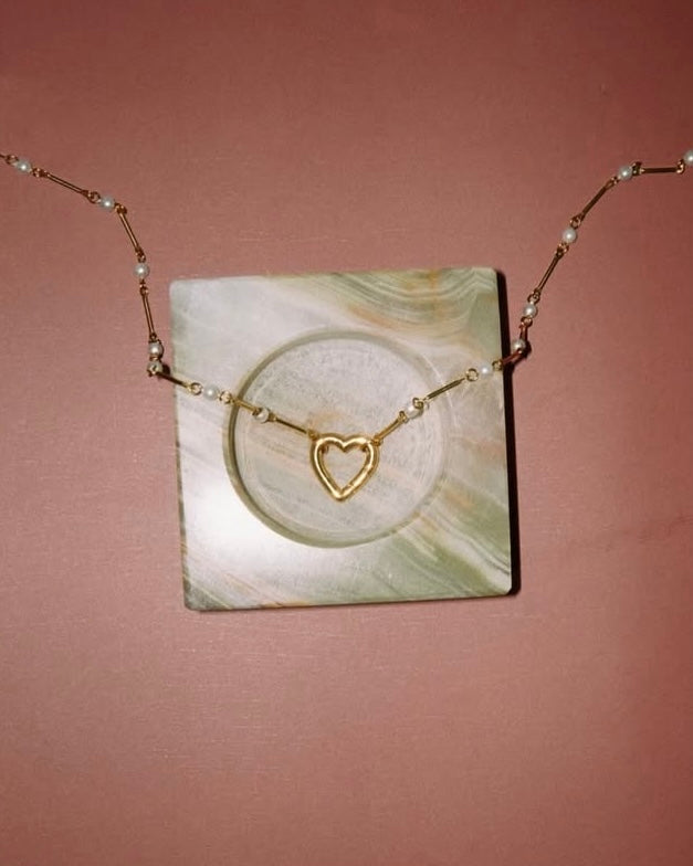 Moon kisses Choker (gold)