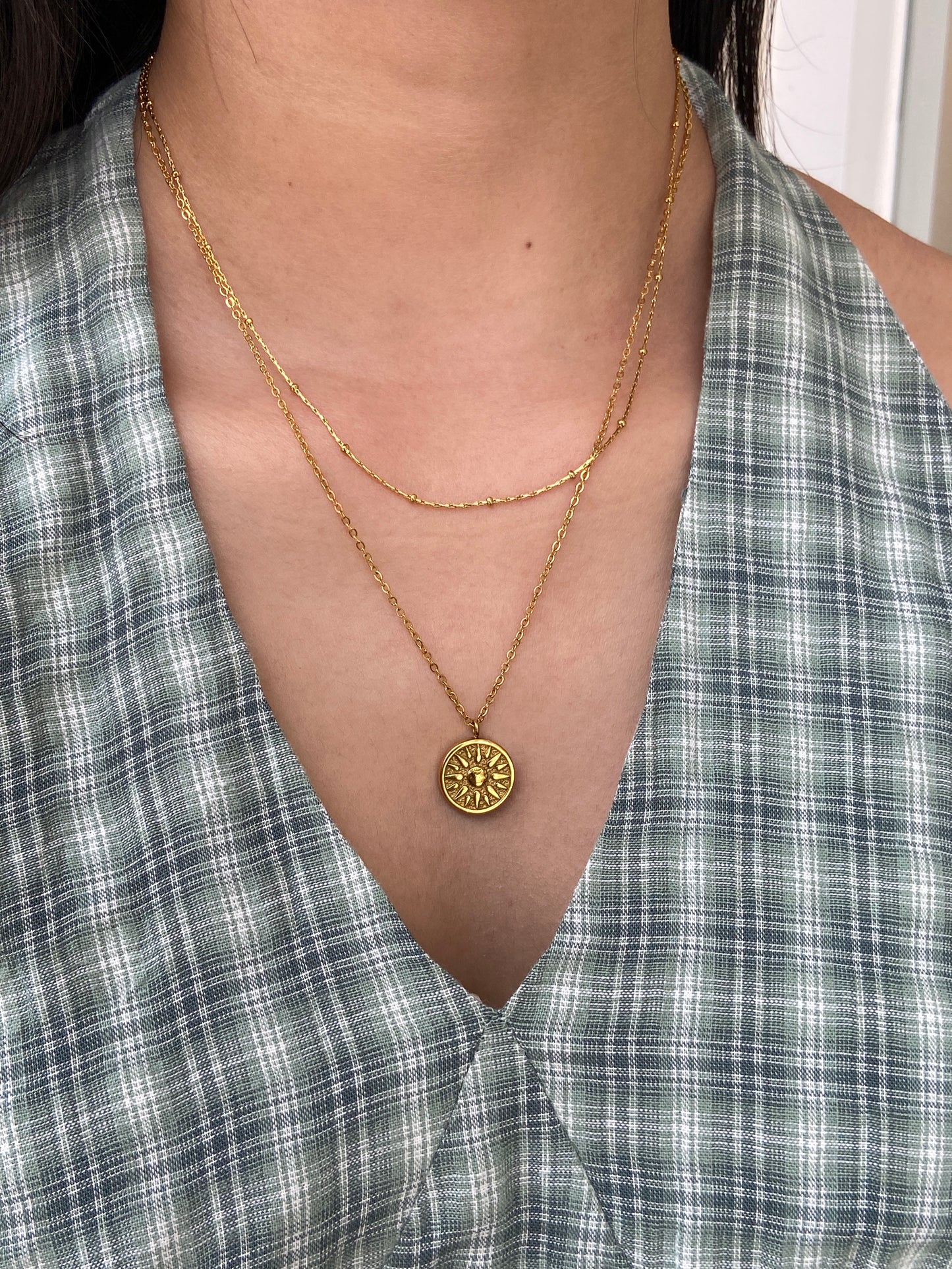 Sun stamp necklace