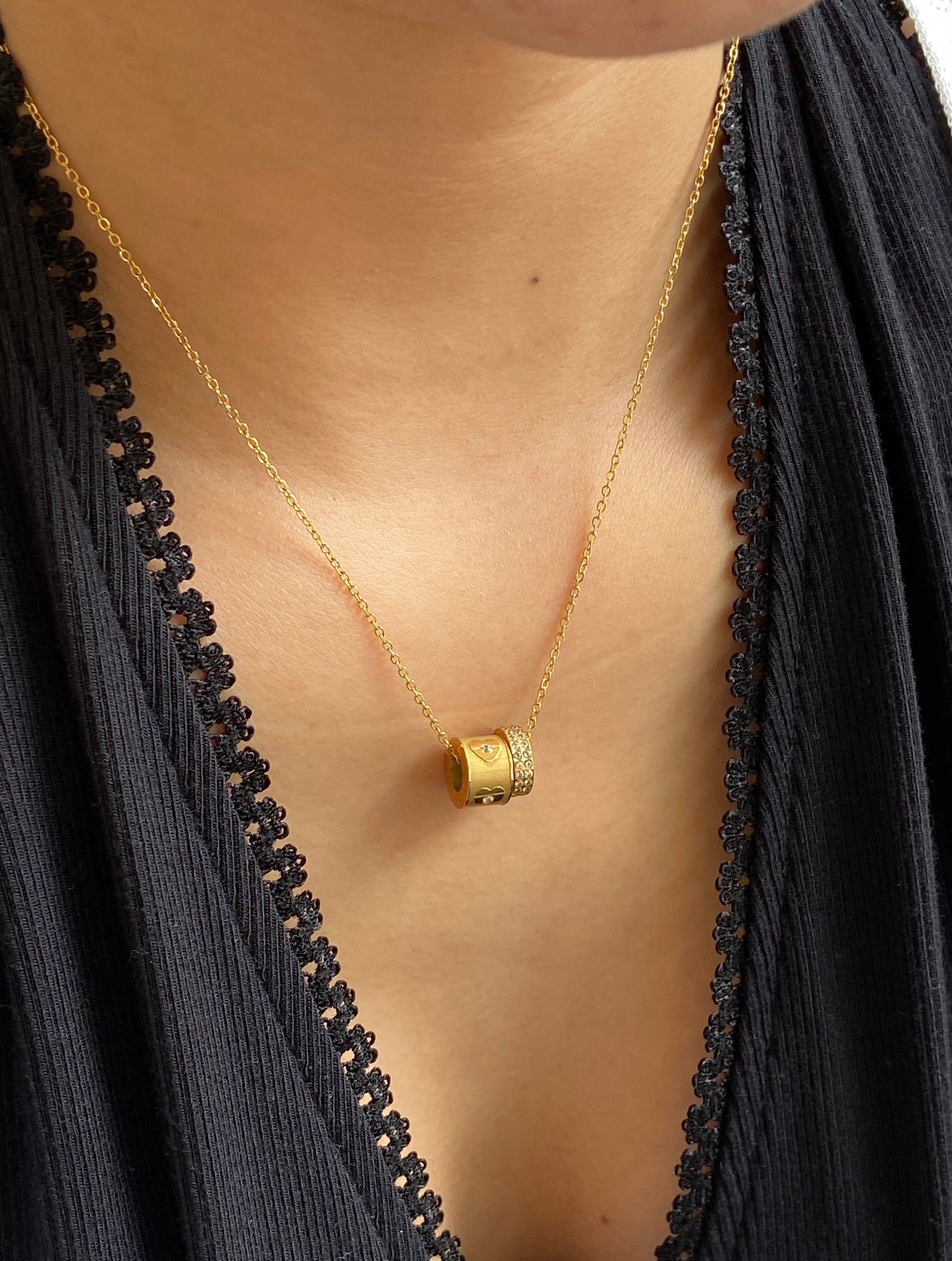 Rolling V2 heart (Gold )