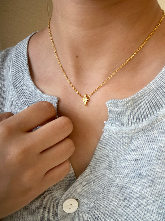 Aurora necklace (Gold )