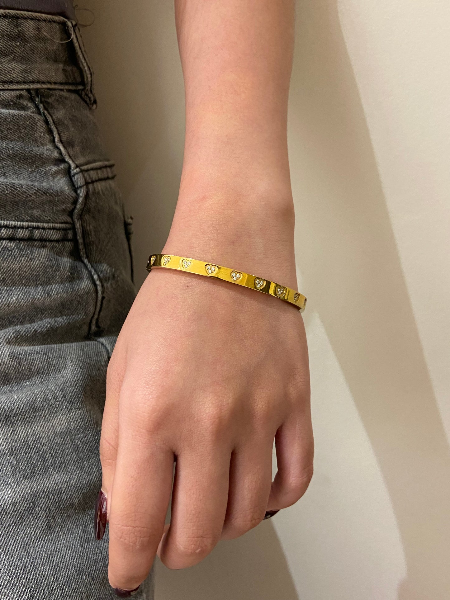 Lovey bangle