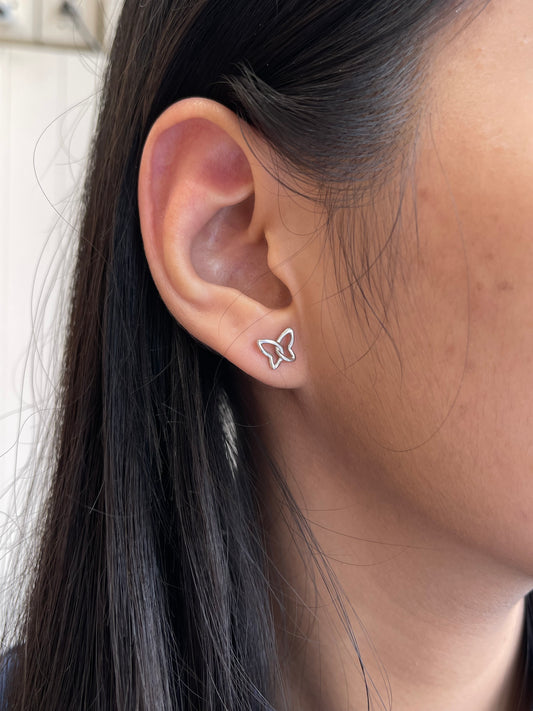 Sv plain butterfly stud