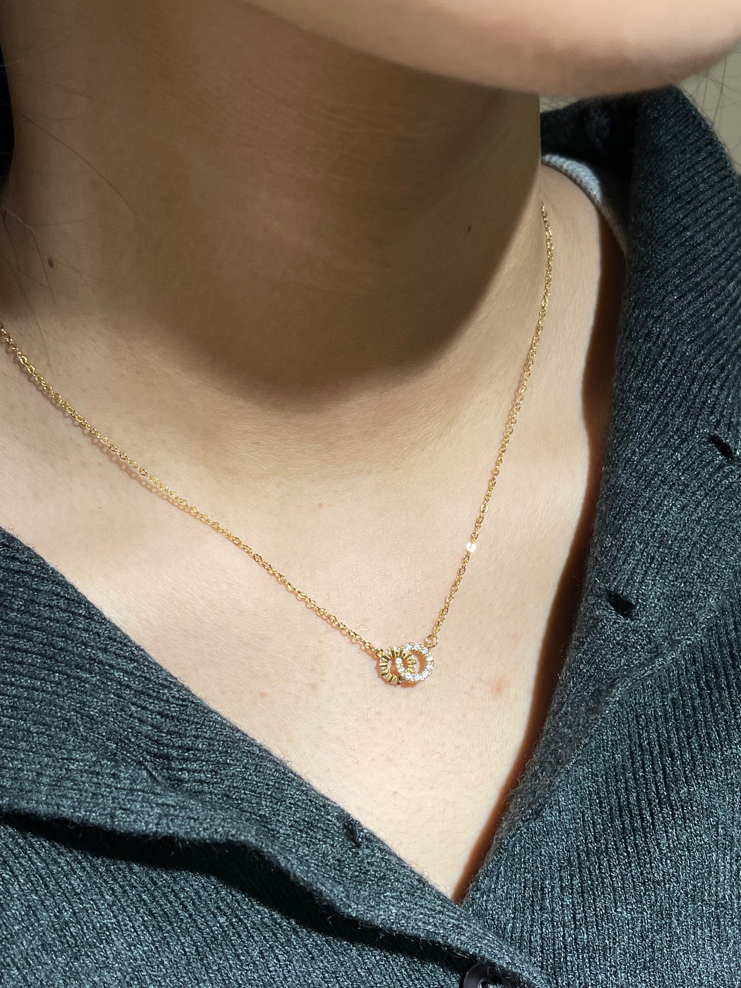 Sv Eternal necklace