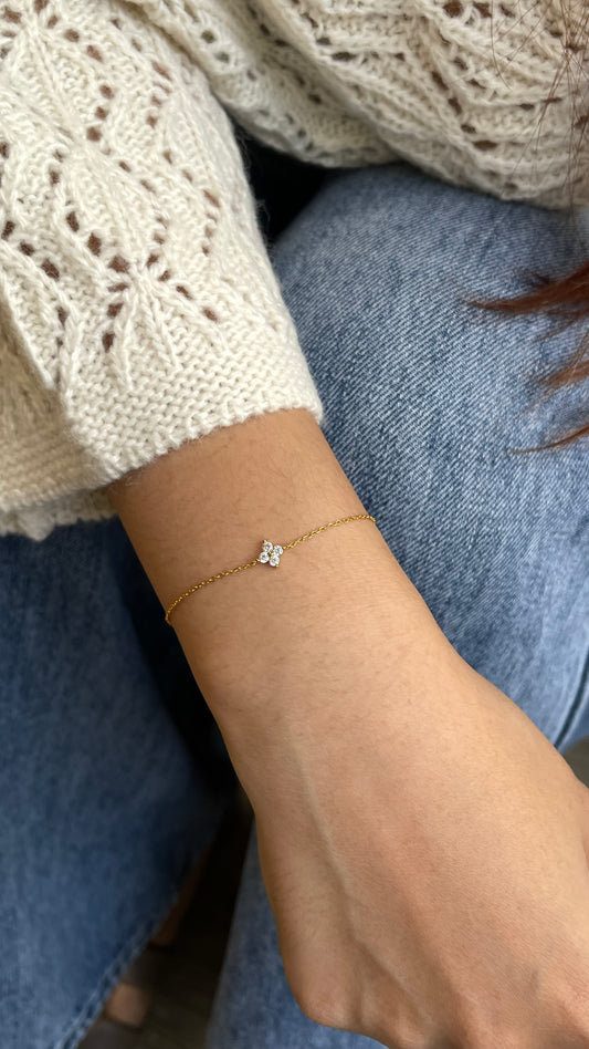 Mini clover bracelet