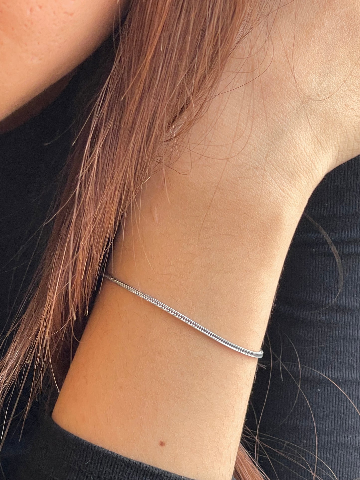 Mini fishbone bracelet