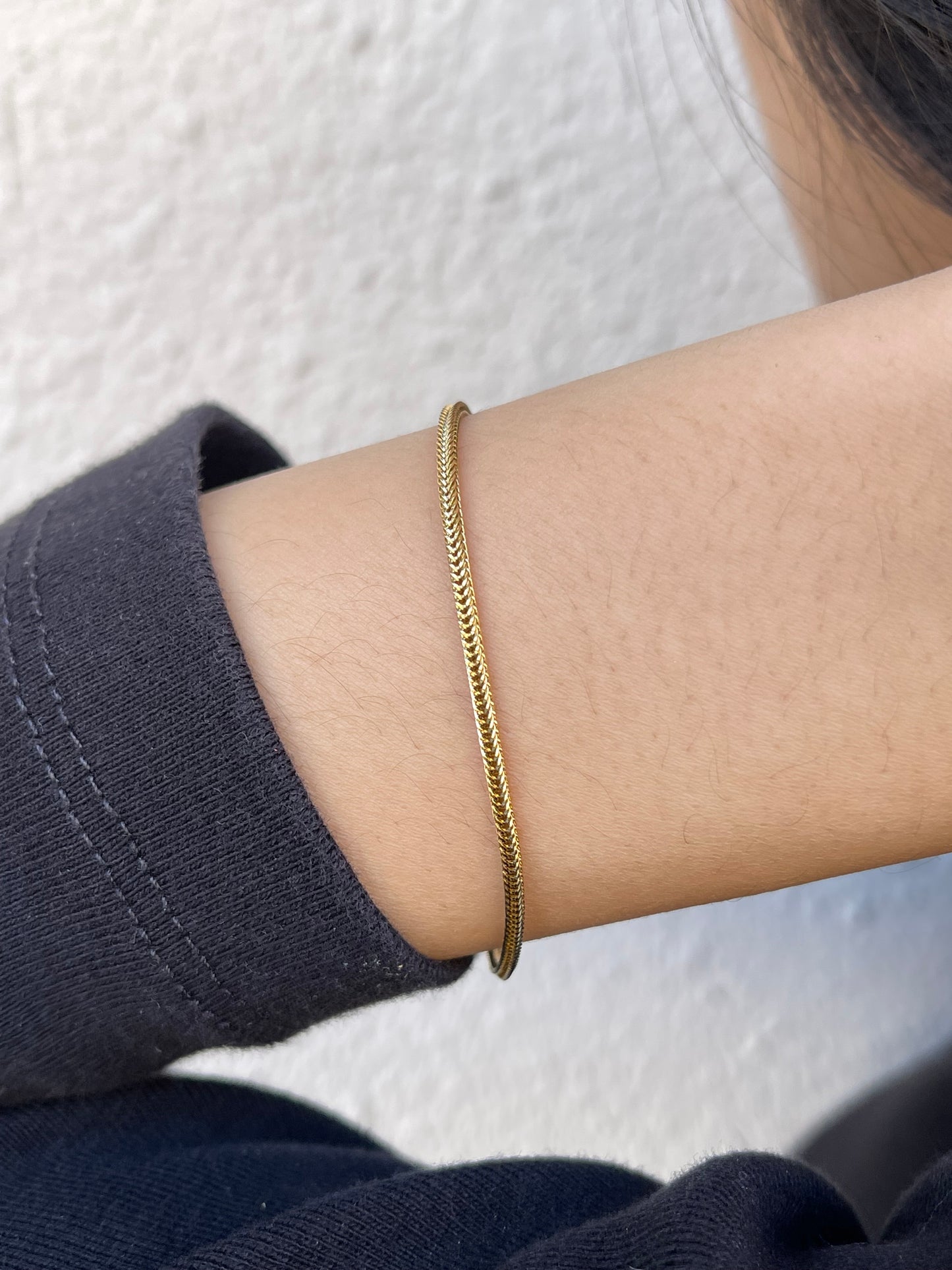 Mini fishbone bracelet