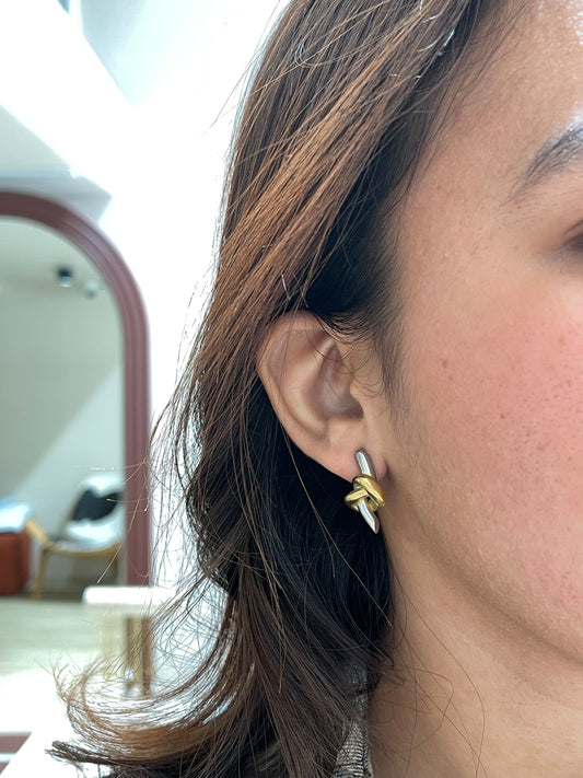 Double tone earring