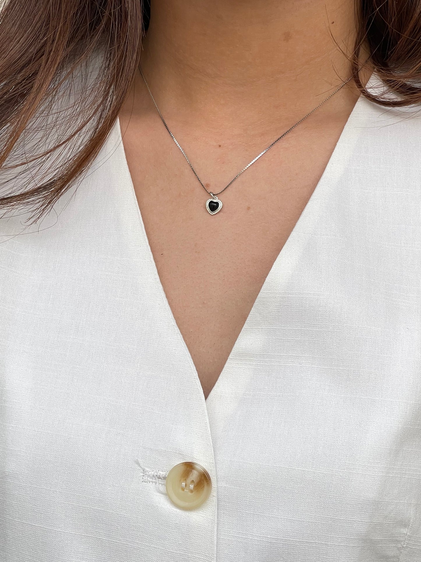 Sv black heart necklace