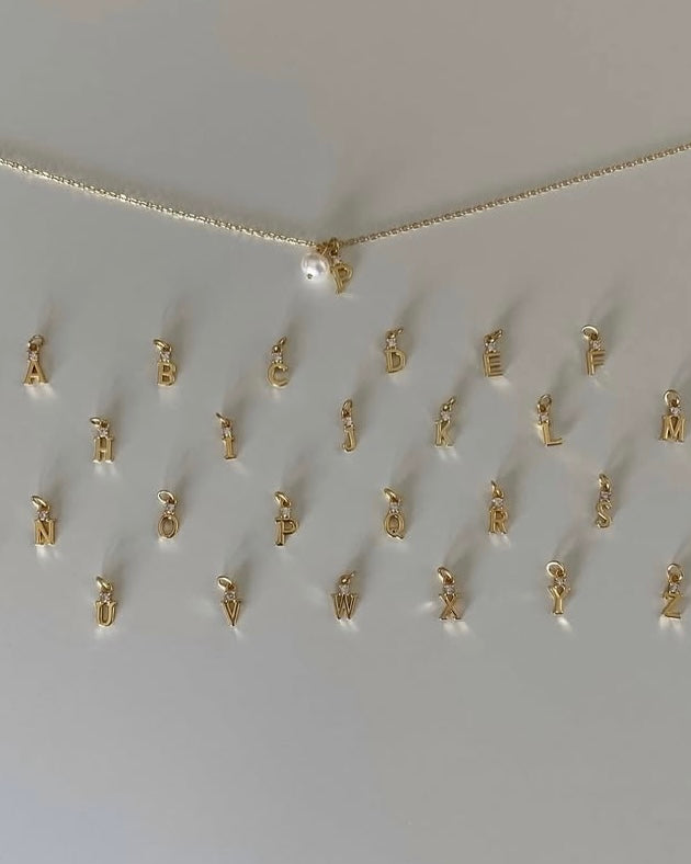 Gem pearl necklace set