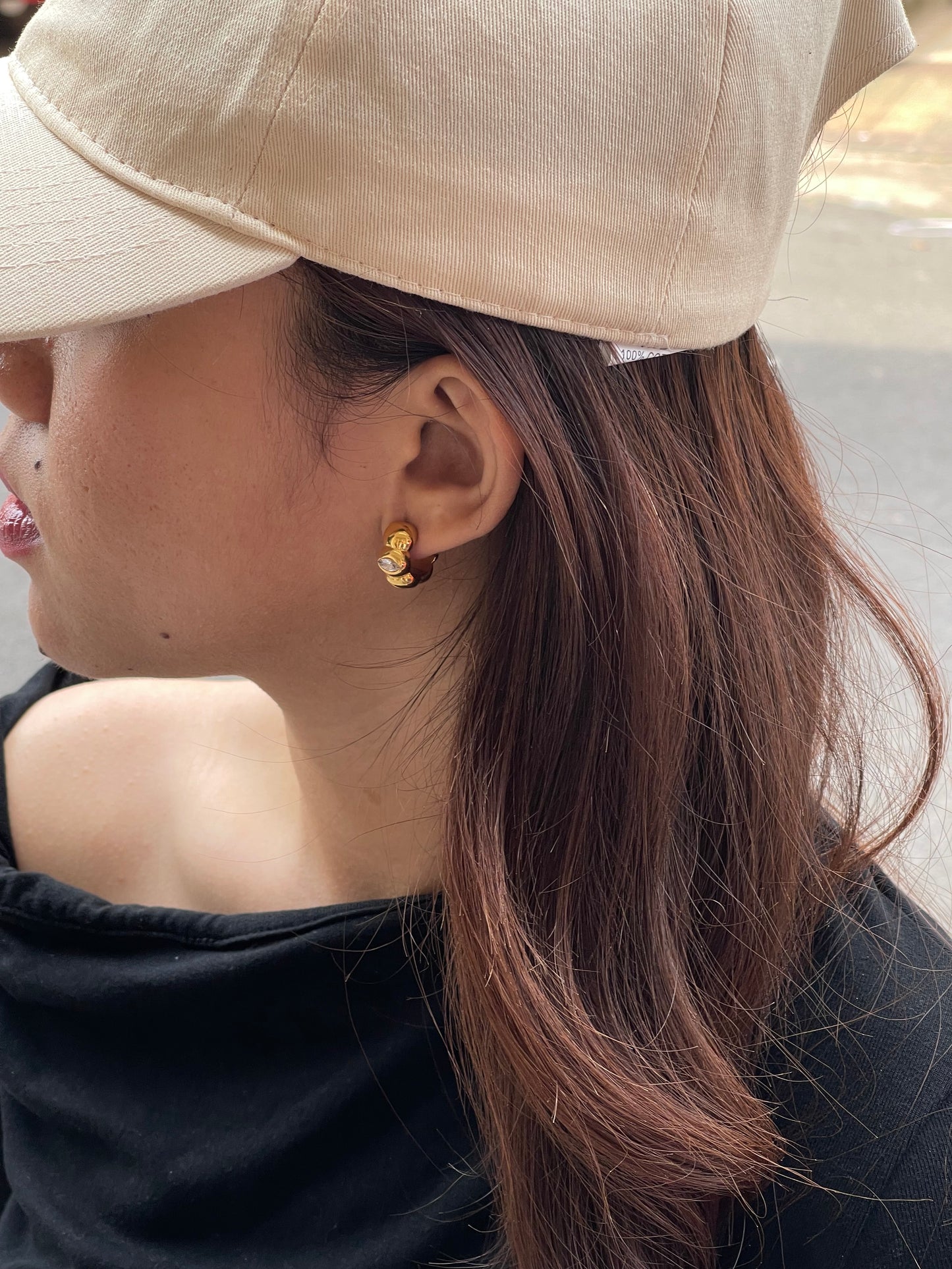 Elly hoops
