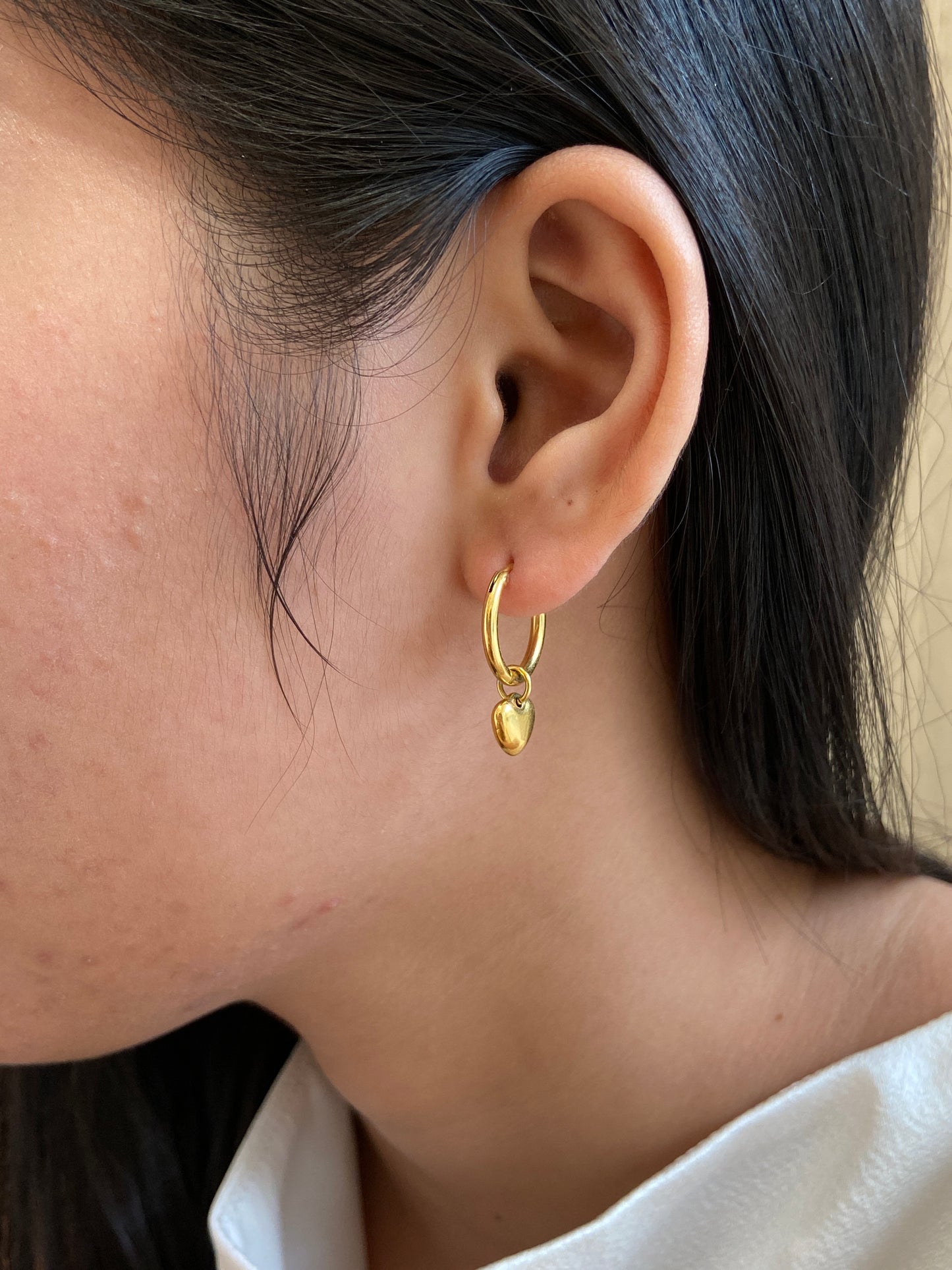 Simple heart earrings