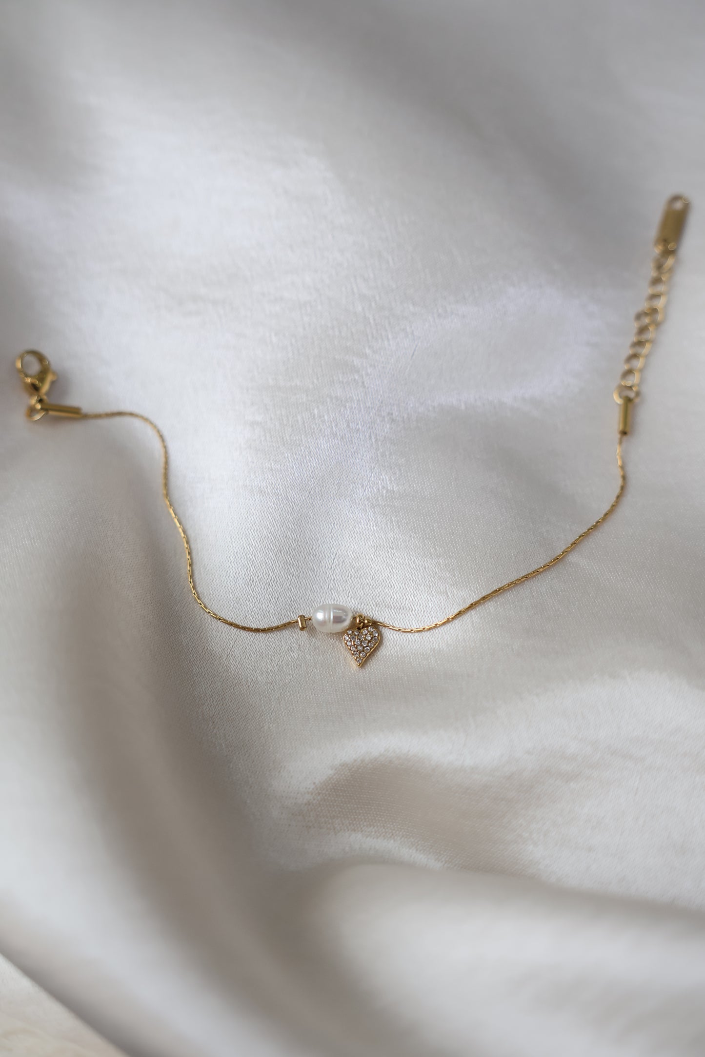 Pearl heart bracelet