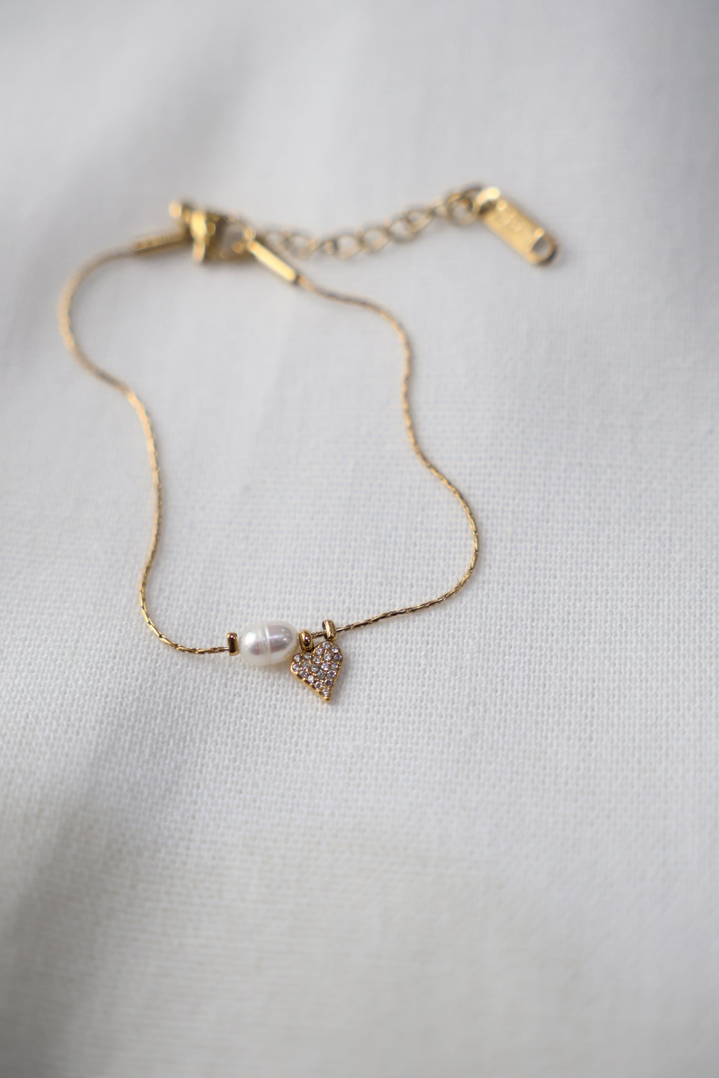 Pearl heart bracelet